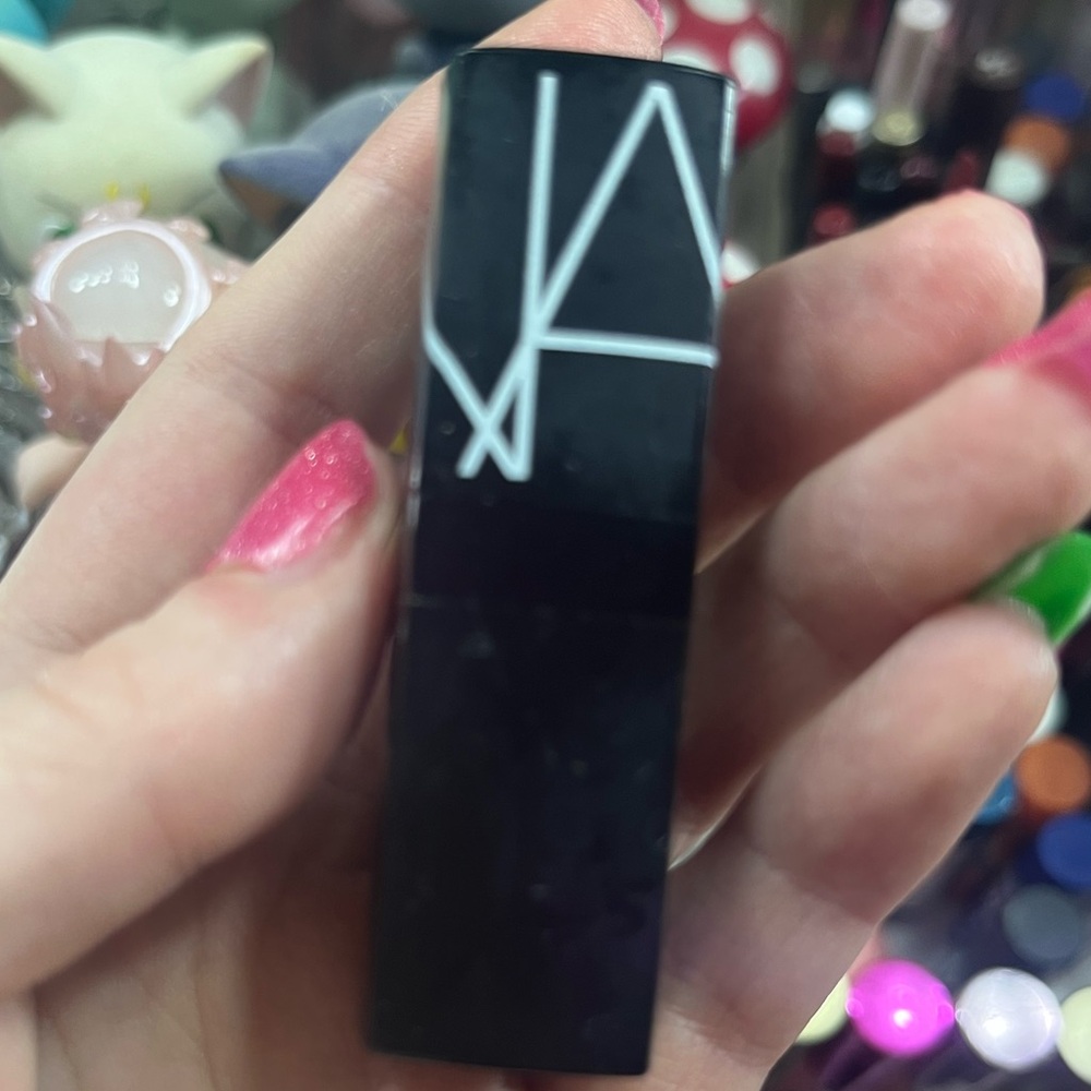 NARS Hot Pink Lipstick - Picture 2 of 4